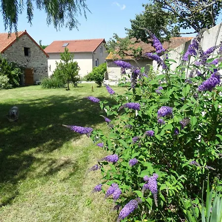 Cosy Avec Spa, Grand Jardin, Proche De La Riviere Sioule - Ideal Pour Famille Et Relaxation - Fr-1-489-342 *