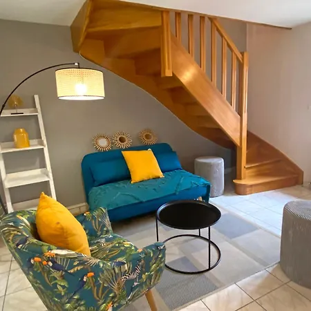 Cosy Avec Spa, Grand Jardin, Proche De La Riviere Sioule - Ideal Pour Famille Et Relaxation - Fr-1-489-342 * Saint-Bonnet-de-Rochefort