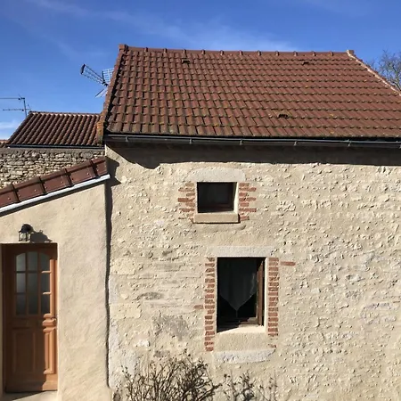 Cosy Avec Spa, Grand Jardin, Proche De La Riviere Sioule - Ideal Pour Famille Et Relaxation - Fr-1-489-342 Сasa de vacaciones *