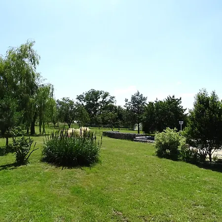 Avec Et Jardin, Animaux Admis - Fr-1-489-342 Saint-Bonnet-de-Rochefort