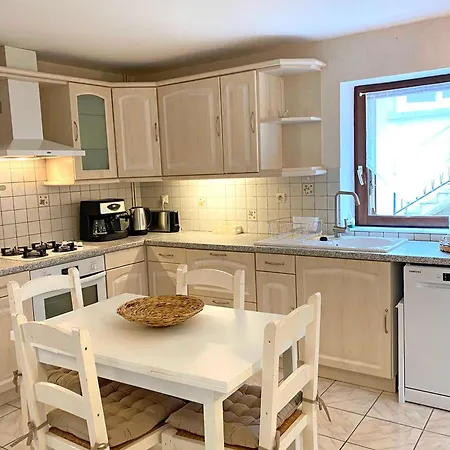 Avec Et Jardin, Animaux Admis - Fr-1-489-342 Feriehus *