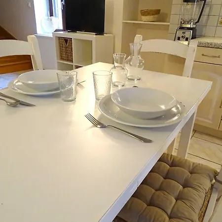 Avec Et Jardin, Animaux Admis - Fr-1-489-342 Country house